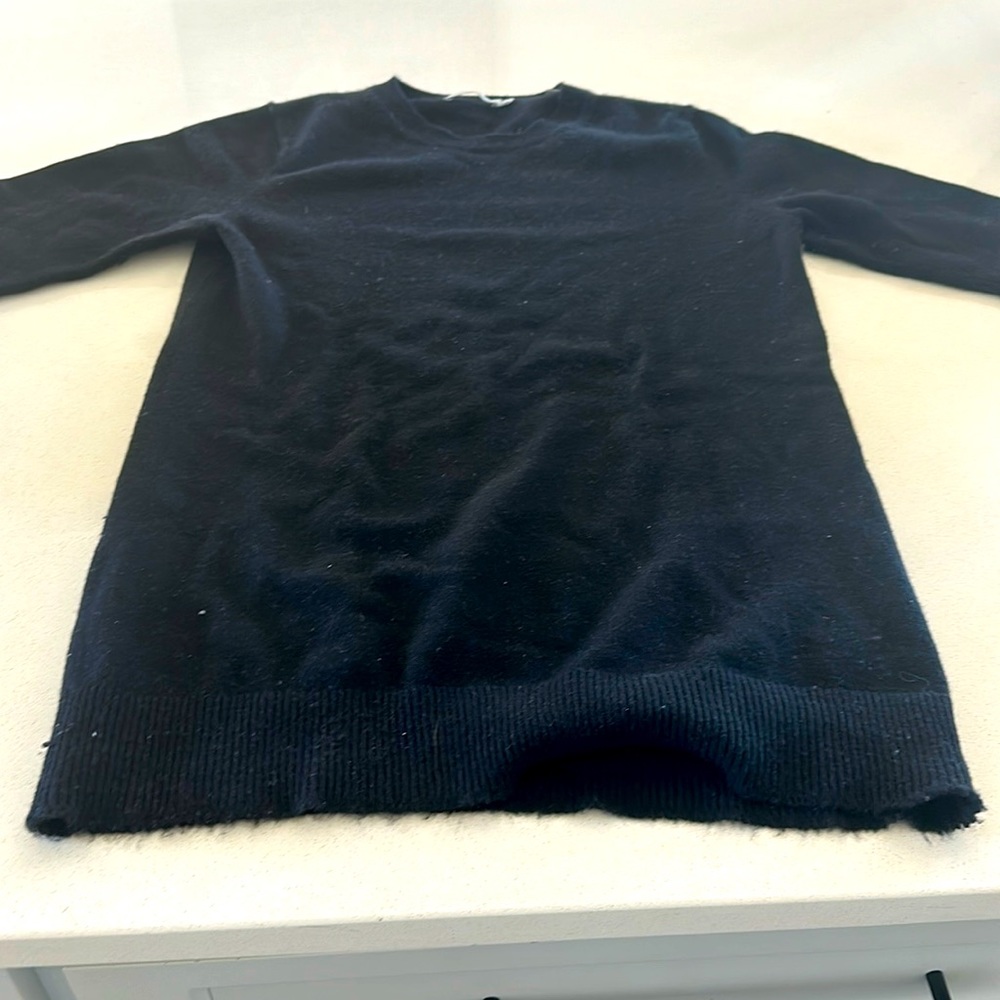 Vince Cashmere short sleeve sweater size small